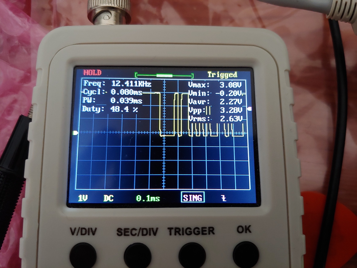 picture of UART signal on oscilloscope